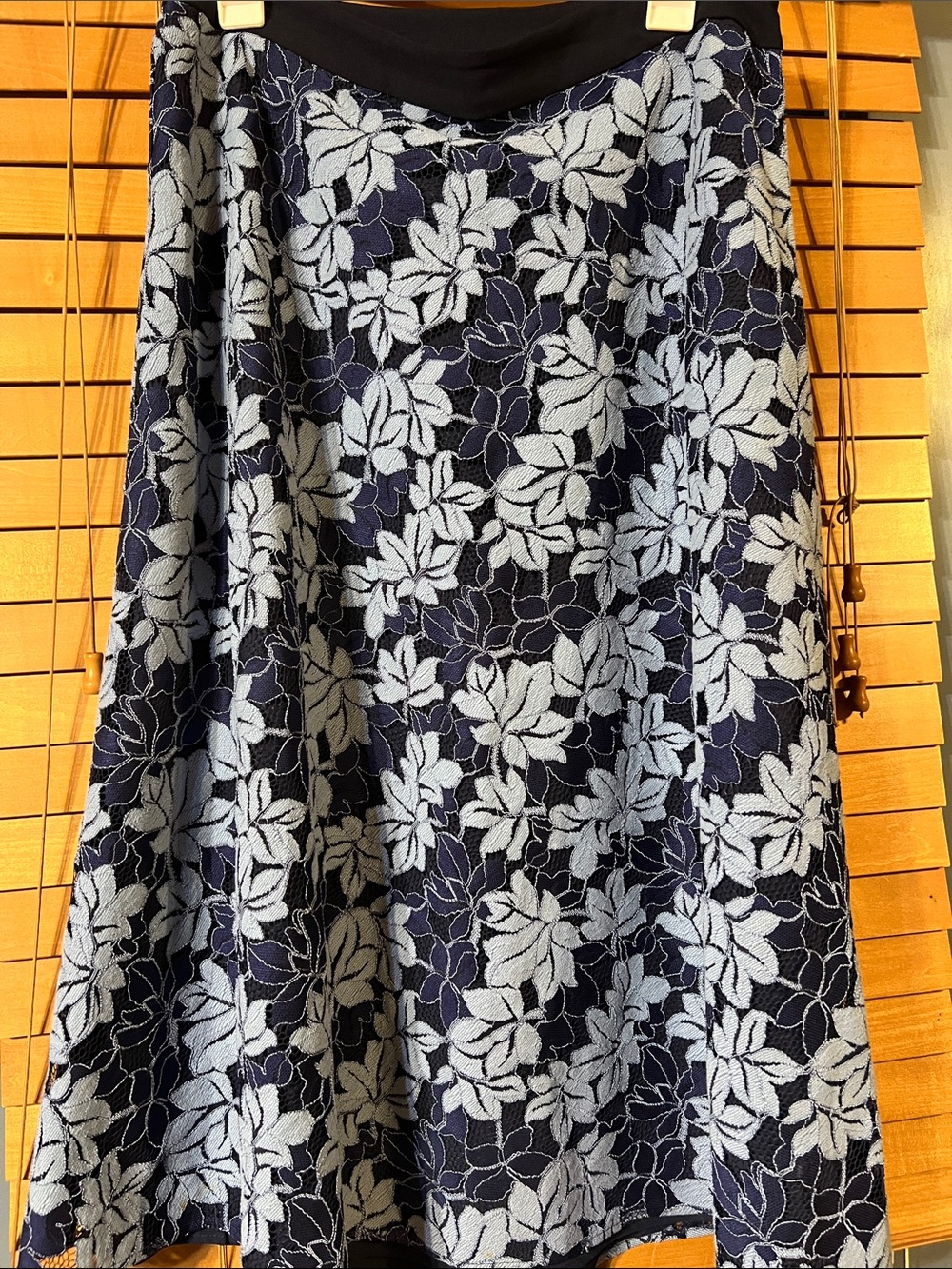 Draper James Floral A-Line Navy Blue lace Skirt size 12
